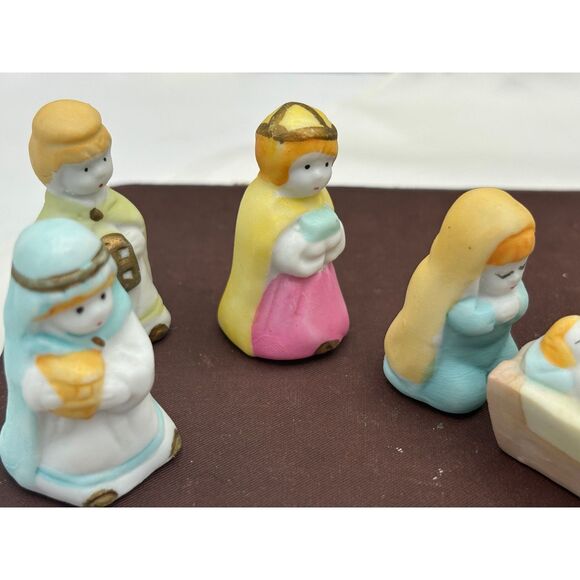 Vintage Hermitage Pottery Ceramic Miniature Nativity Set NIB - Picture 4 of 5